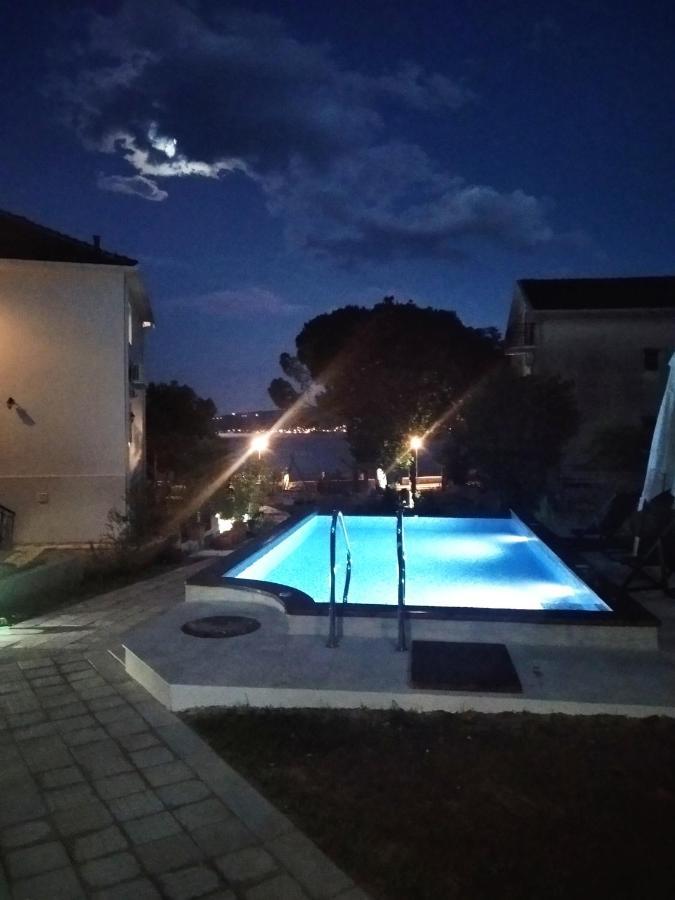 Apartments Cukovic ヘルツェグ・ノヴィ エクステリア 写真