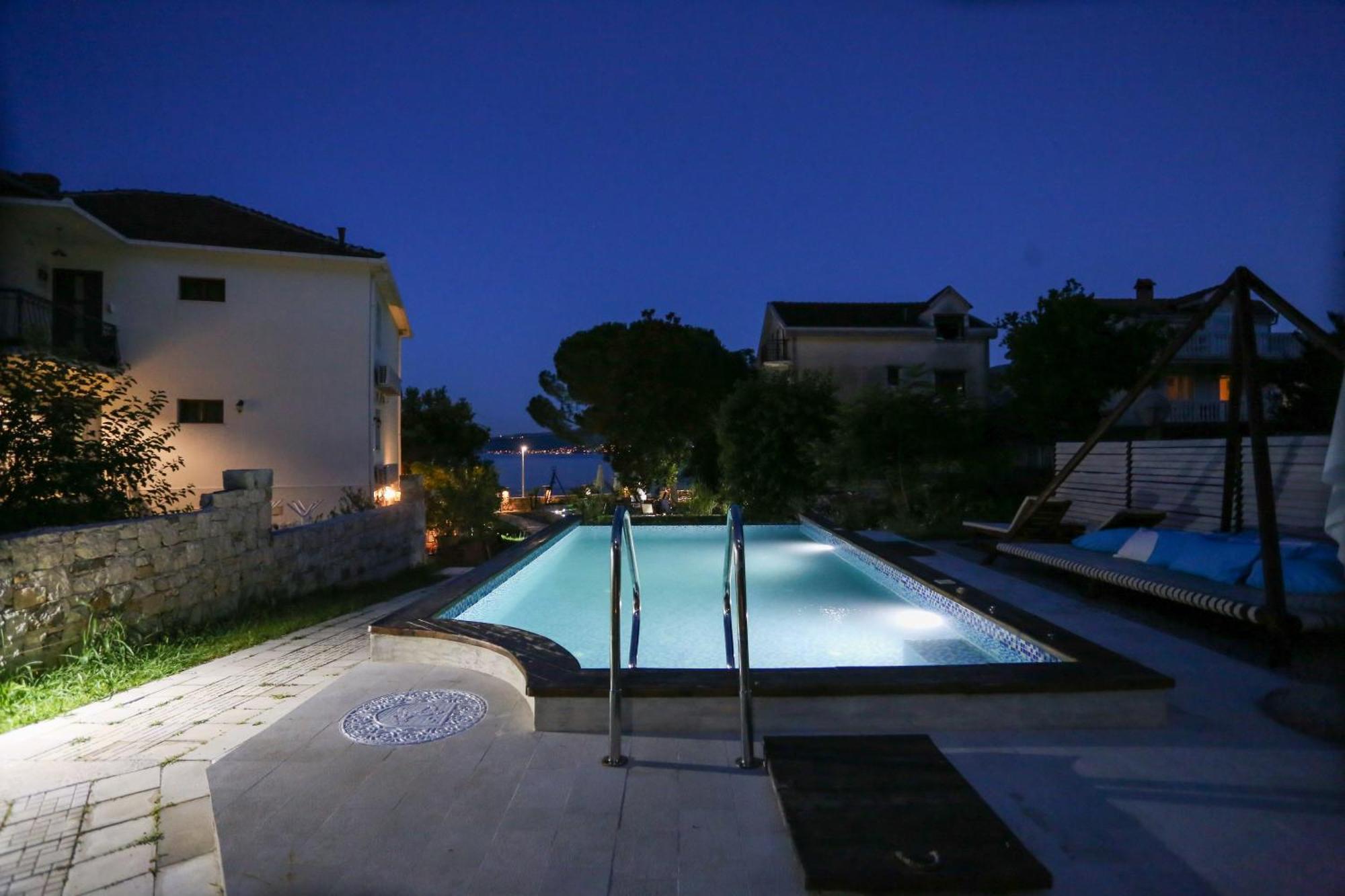 Apartments Cukovic ヘルツェグ・ノヴィ エクステリア 写真